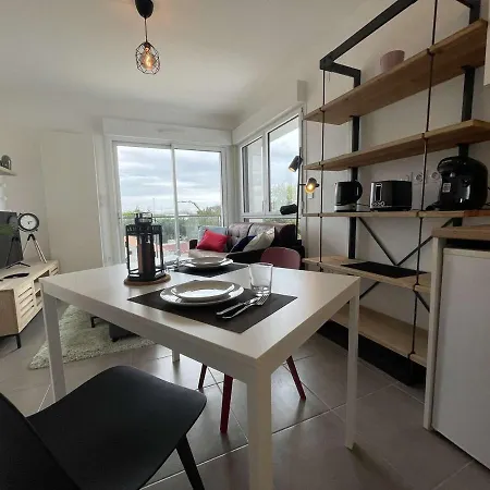 Apartman Design 2 Pieces Avec Balcon, Proche Et Port A - Fr-1-246-641